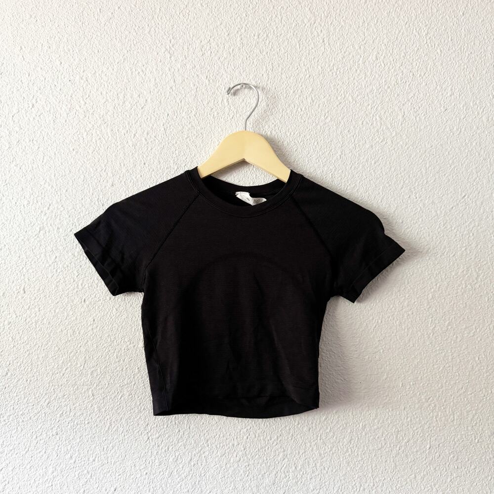 Lululemon Athletica Black Cropped Tank size 4